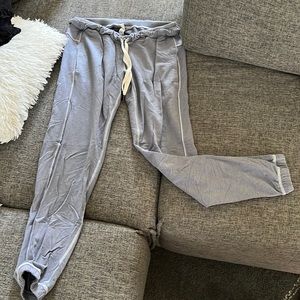 Lululemon joggers super comfy!